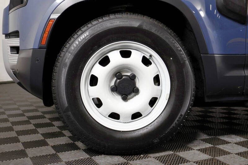 2023 Land Rover Defender 90 S