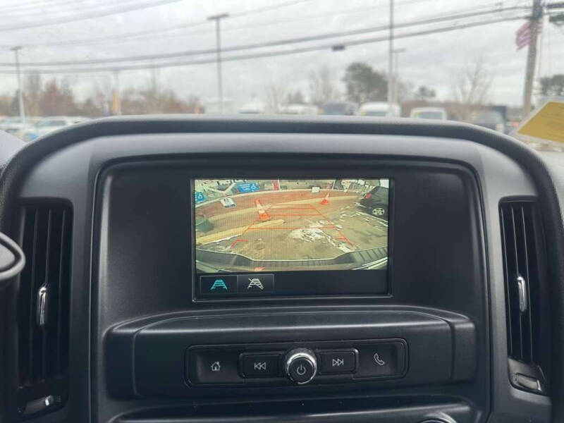 2018 Chevrolet Silverado 1500 Custom