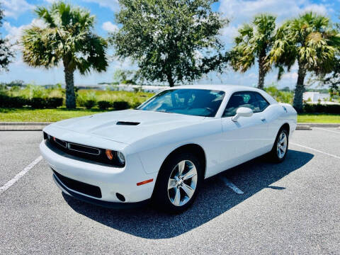 2022 Dodge Challenger SXT