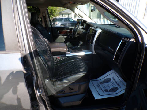 2012 RAM 1500 Laramie