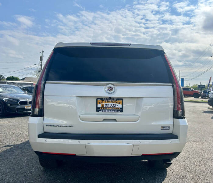 2015 Cadillac Escalade Luxury