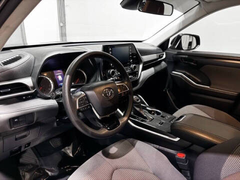 2021 Toyota Highlander L