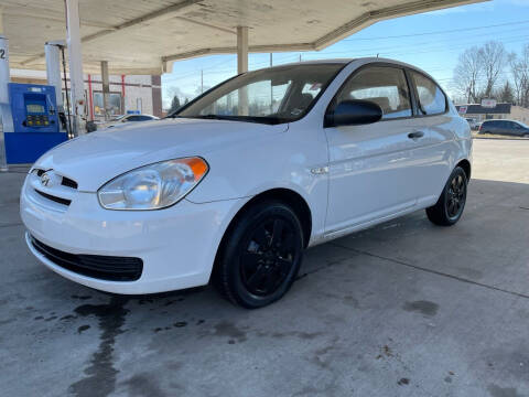 2008 Hyundai Accent for sale at JE Auto Sales LLC in Indianapolis IN