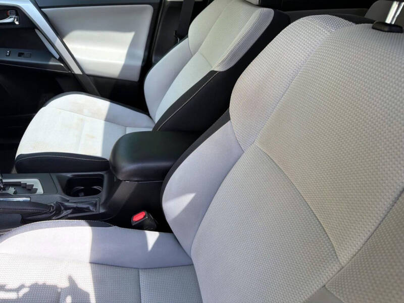 2016 Toyota RAV4 XLE