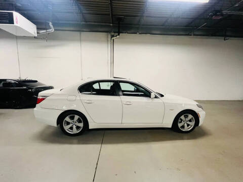 2008 BMW 5 Series 528xi