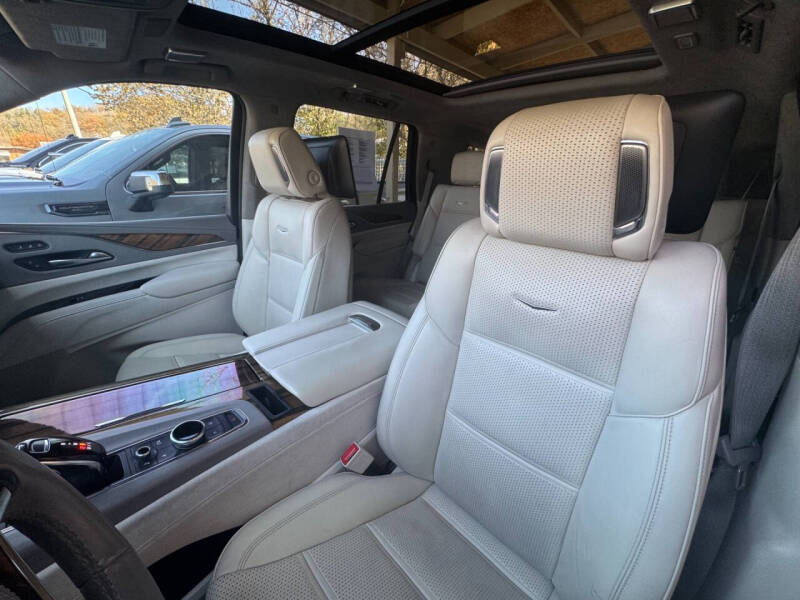 2022 Cadillac Escalade Sport Platinum