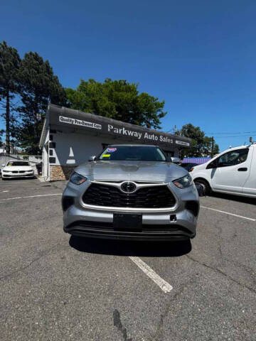 2021 Toyota Highlander L