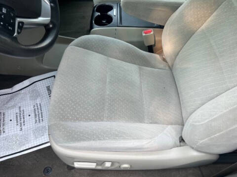 2017 Toyota Sienna LE 8-Passenger