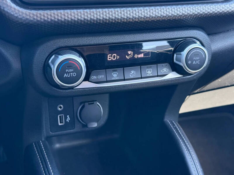 2020 Nissan Kicks SV