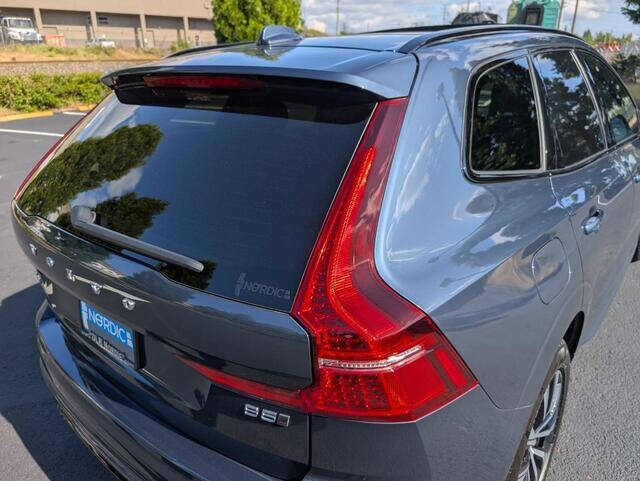 2025 Volvo XC60 B5 Plus Dark Theme
