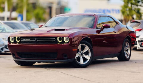 2017 Dodge Challenger SXT