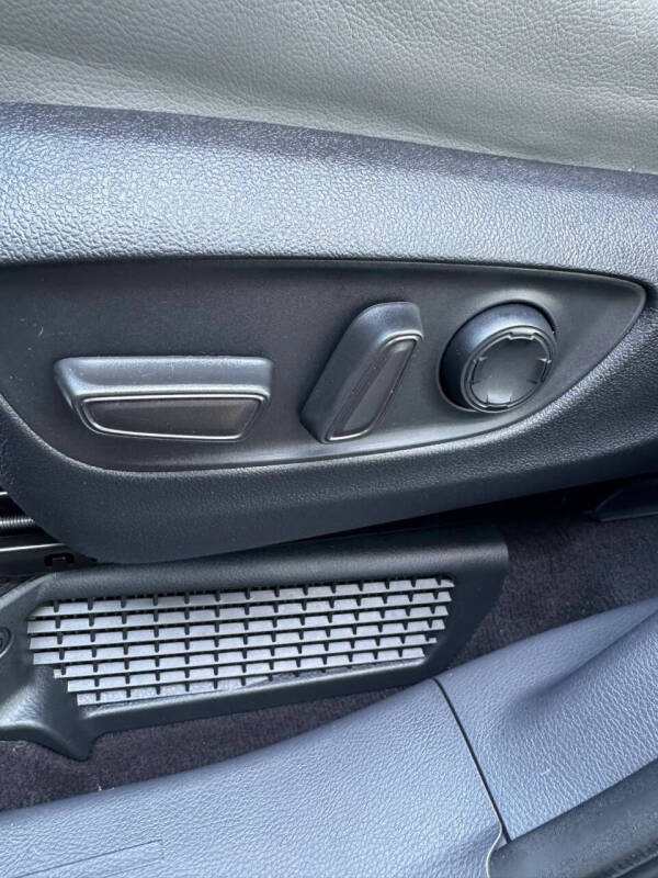 2022 Toyota Sienna XLE 7-Passenger