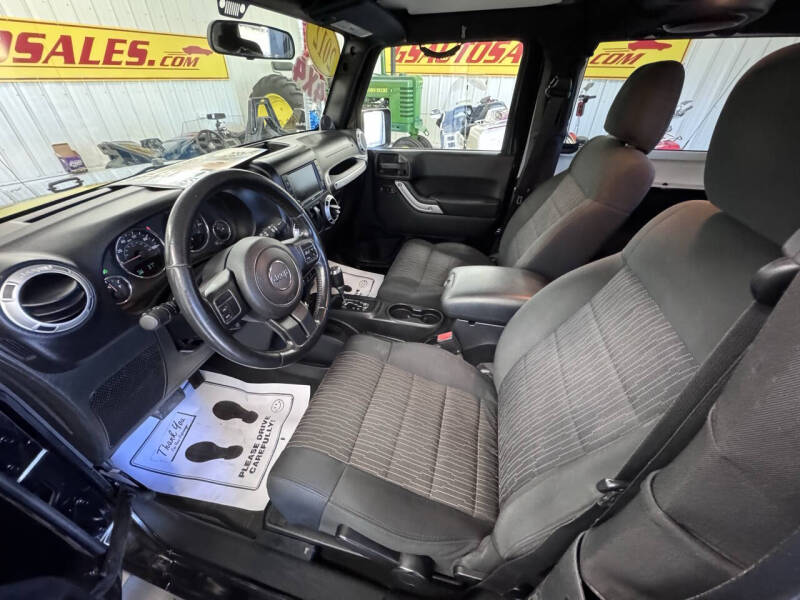 2012 Jeep Wrangler Sahara