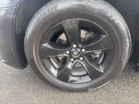 2011 Dodge Charger SE