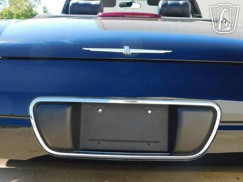 2002 Ford Thunderbird Deluxe