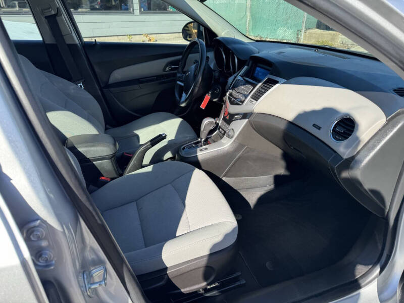 2013 Chevrolet Cruze 1LT Auto