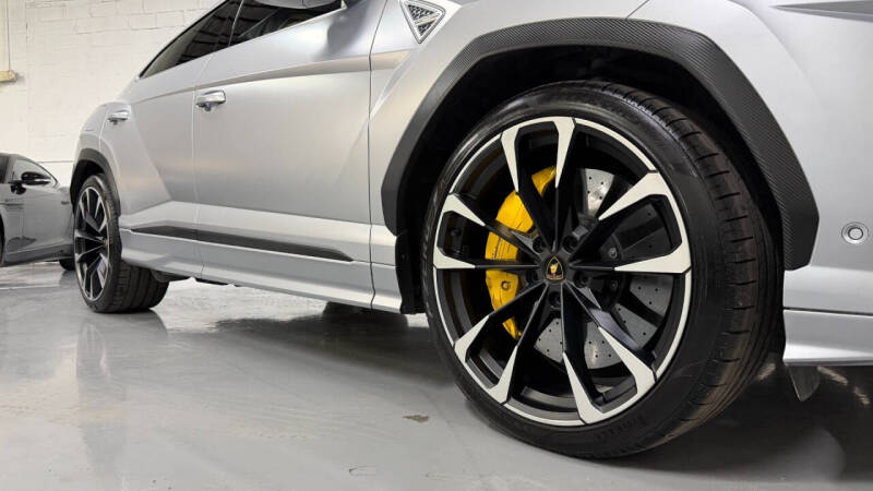 2022 Lamborghini Urus