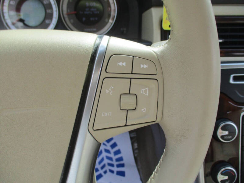 2012 Volvo XC70 3.2 Platinum