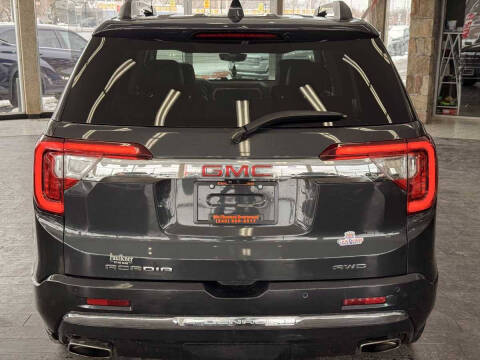 2021 GMC Acadia Denali
