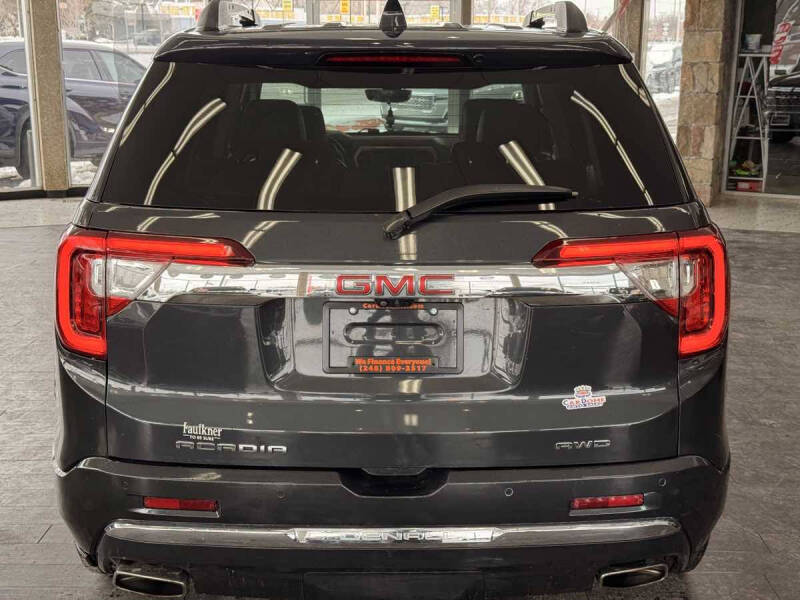 2021 GMC Acadia Denali