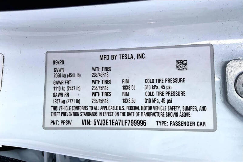 2020 Tesla Model 3