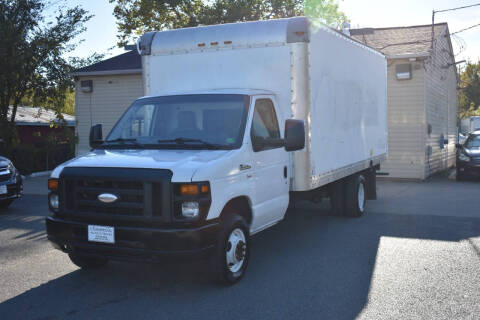 2014 Ford E-Series E-350 SD
