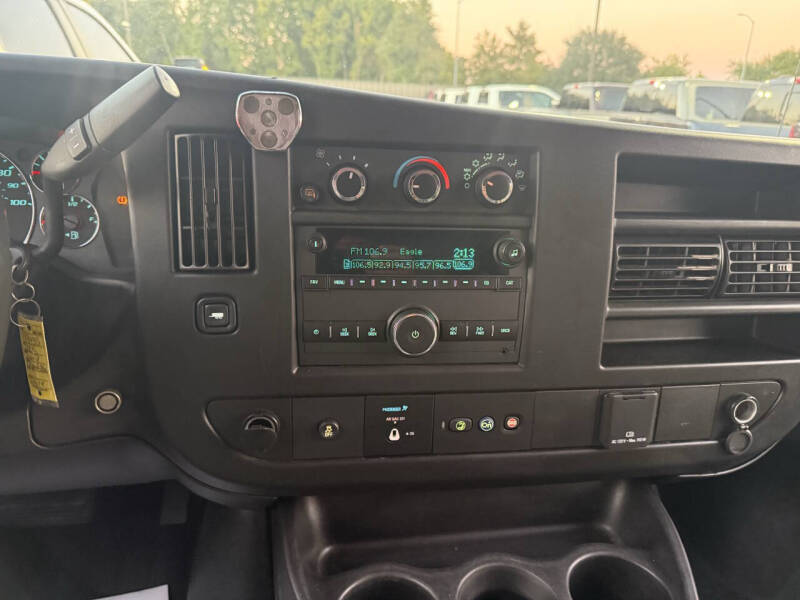 2023 Chevrolet Express LS 3500