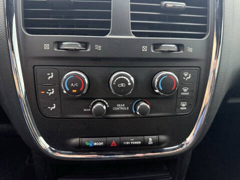 2016 Dodge Grand Caravan American Value Package