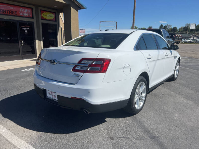 2017 Ford Taurus SEL