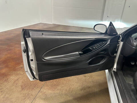 2001 Ford Mustang SVT Cobra