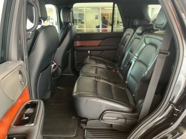 2019 Lincoln Navigator Select