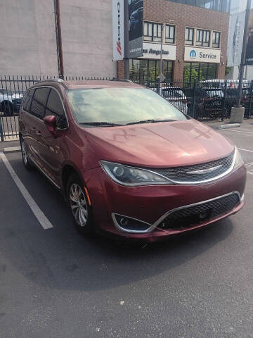 2019 Chrysler Pacifica Touring L