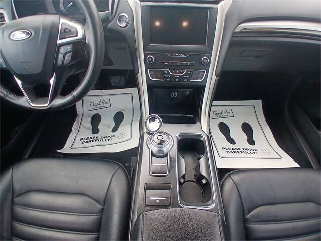 2019 Ford Fusion SEL