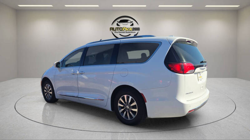 2020 Chrysler Pacifica Touring L Plus