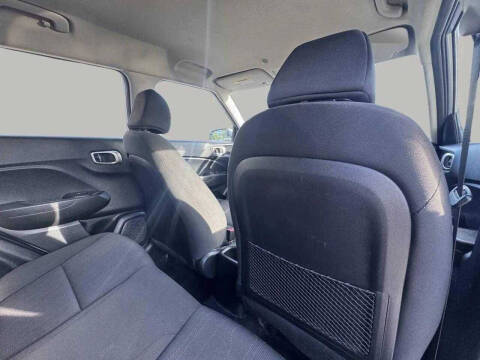 2021 Hyundai Venue SE