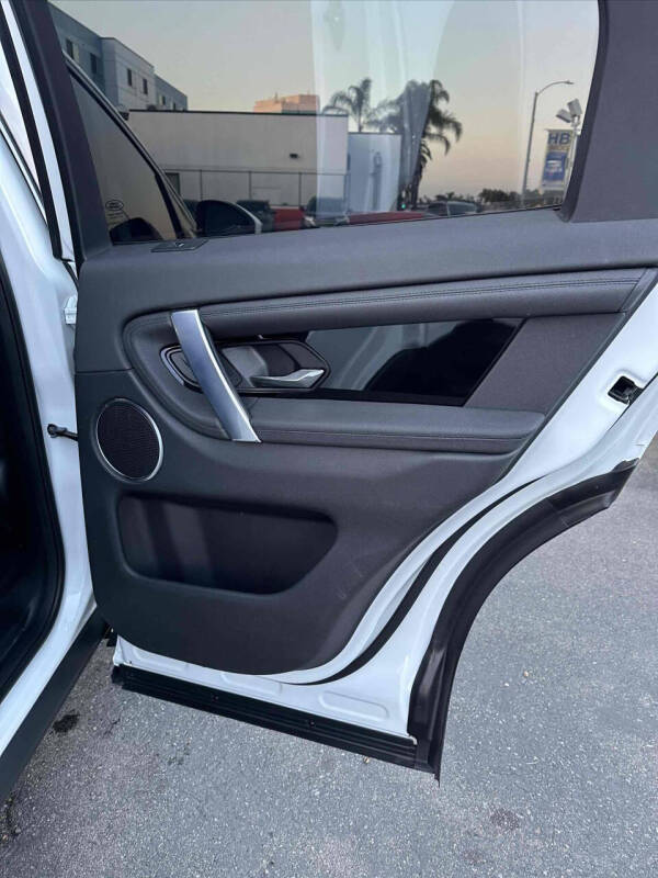 2020 Land Rover Discovery Sport P250 Standard