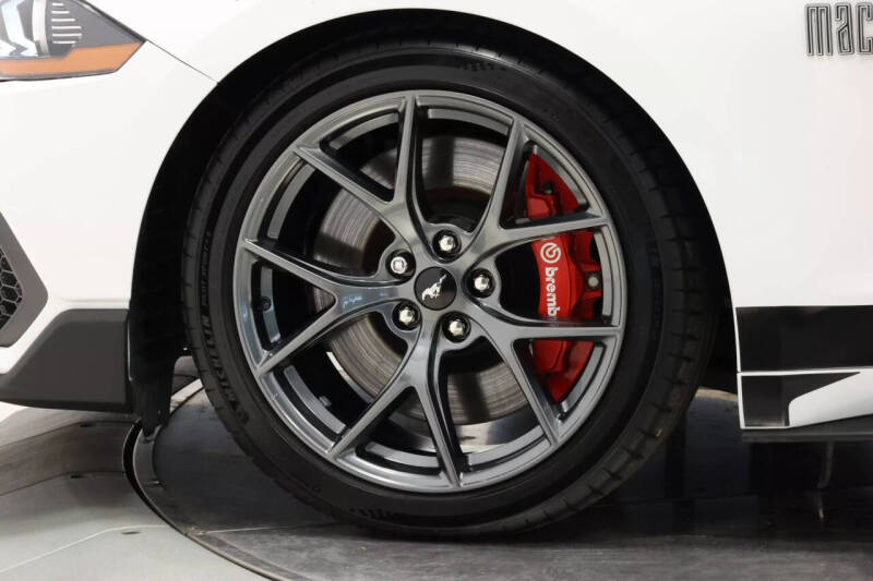 2022 Ford Mustang Mach 1