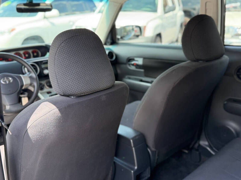 2009 Scion xB