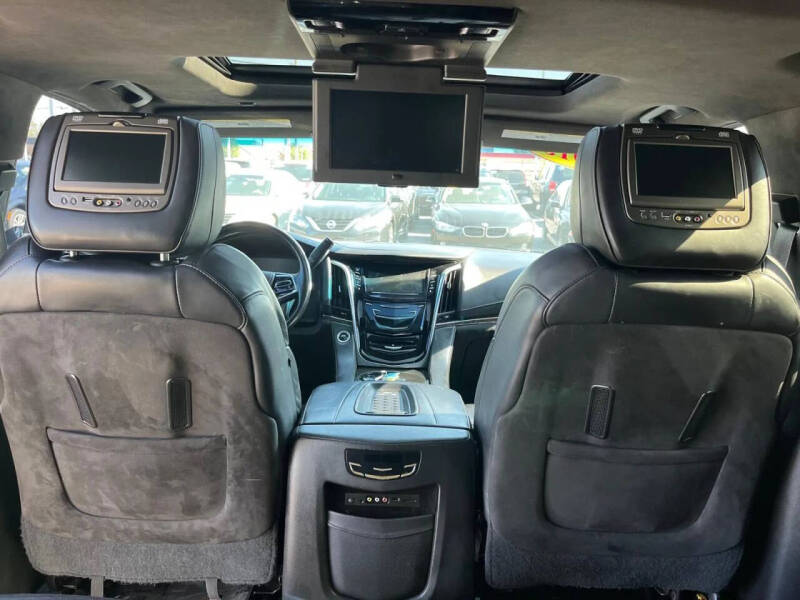 2015 Cadillac Escalade Platinum