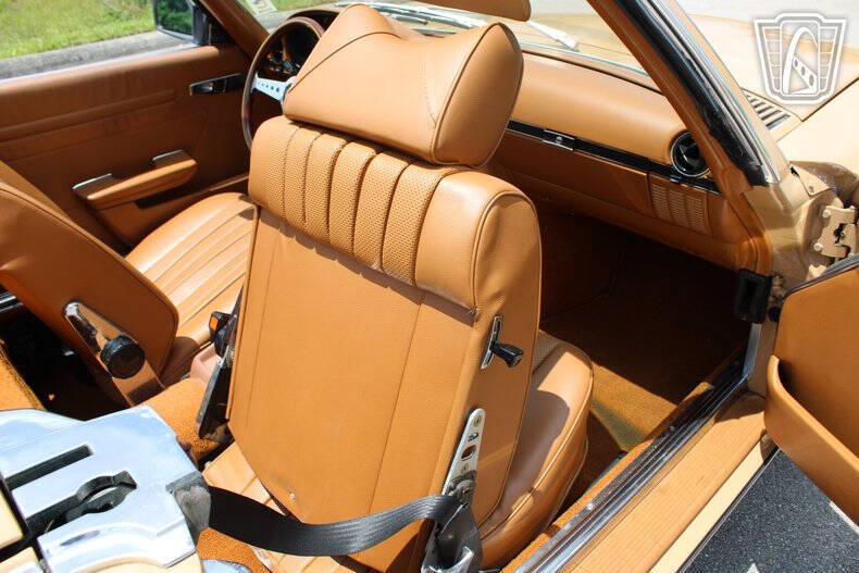 1976 Mercedes-Benz SL-Class