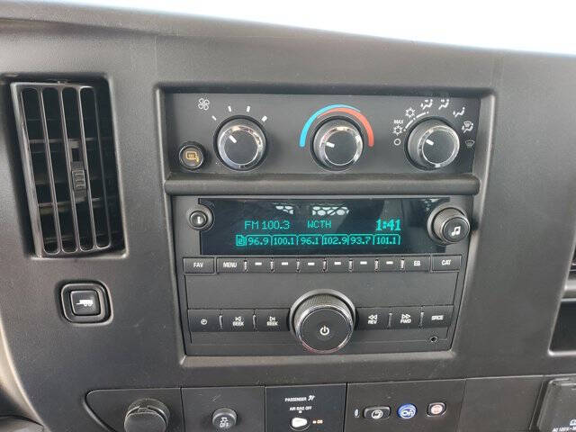 2023 GMC Savana 2500