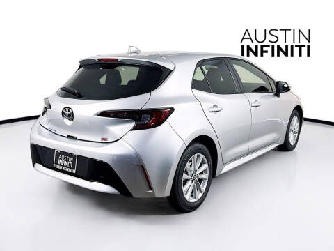 2025 Toyota Corolla Hatchback SE