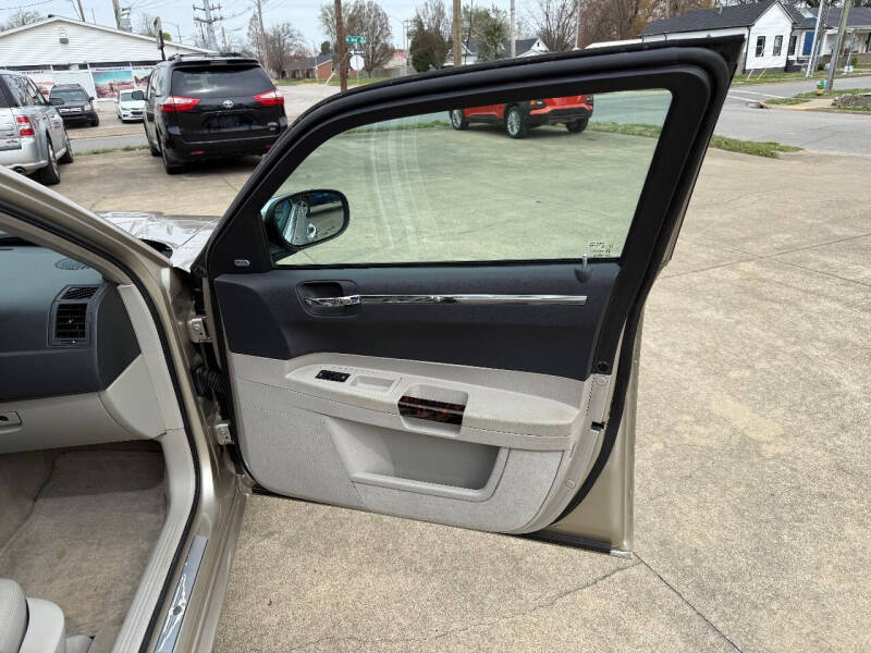 2006 Chrysler 300 C
