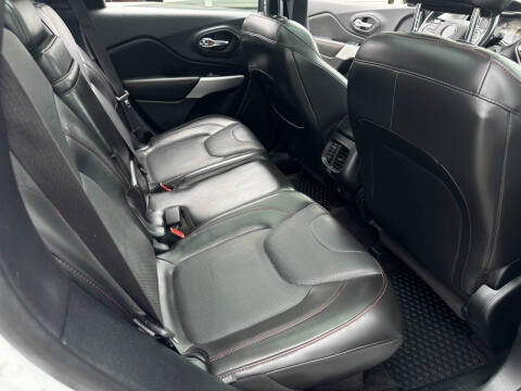 2018 Jeep Cherokee Trailhawk