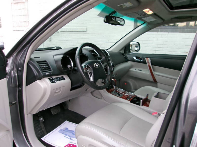 2013 Toyota Highlander Limited