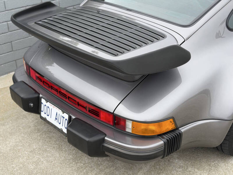 1985 Porsche 911 Carrera