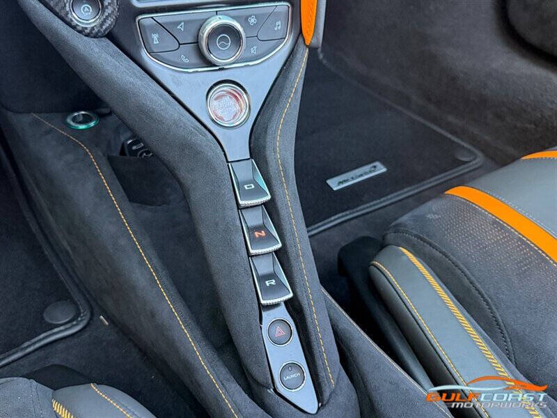 2022 McLaren 720S Spider
