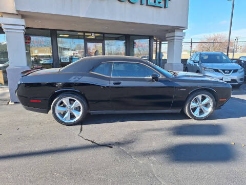 2015 Dodge Challenger for sale at Village Auto Outlet in Milan IL