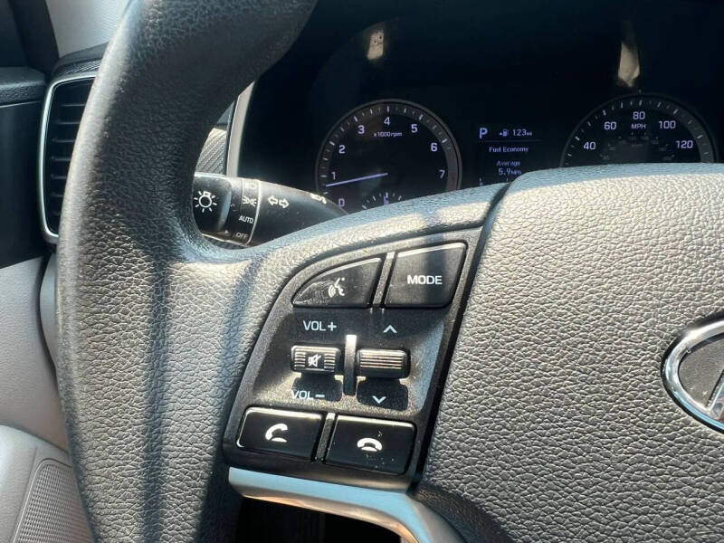 2019 Hyundai Tucson SE