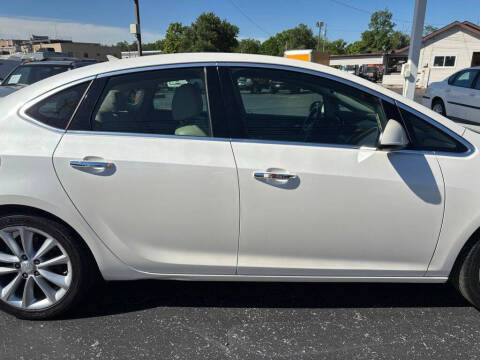 2012 Buick Verano Leather Group